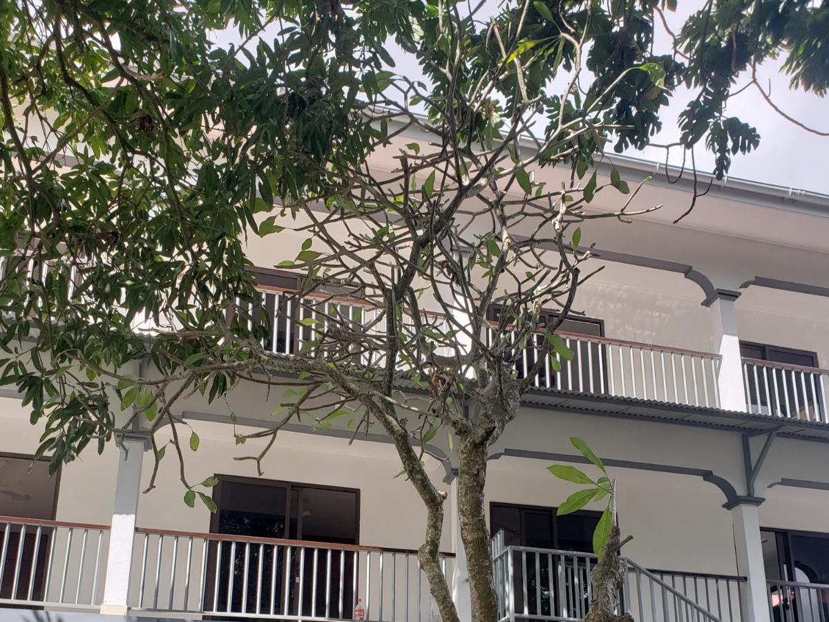E&E Self Catering Hotel Beau Vallon  Luaran gambar