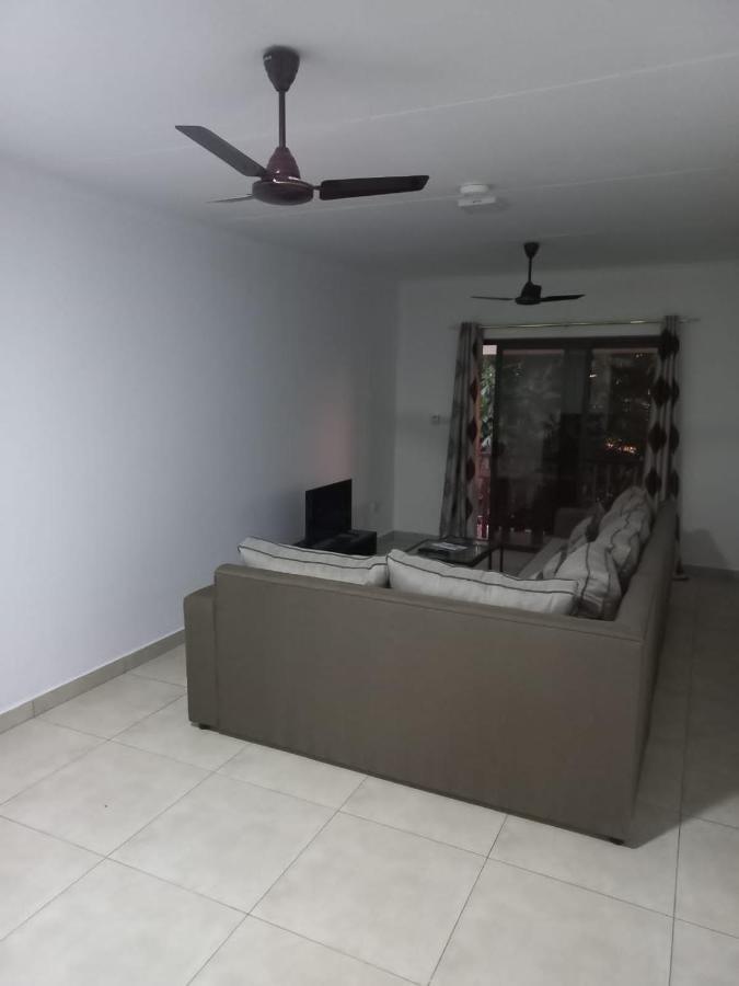 E&E Self Catering Hotel Beau Vallon  Luaran gambar