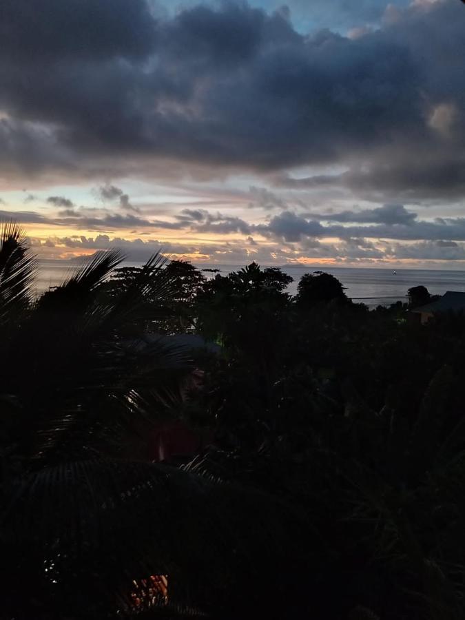 E&E Self Catering Hotel Beau Vallon  Luaran gambar