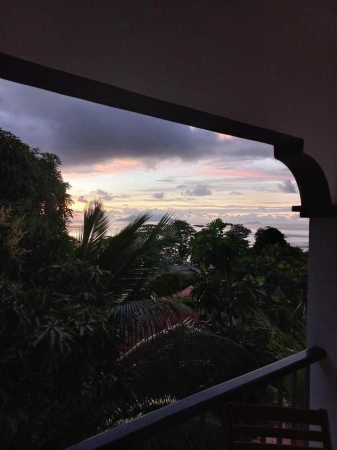 E&E Self Catering Hotel Beau Vallon  Luaran gambar