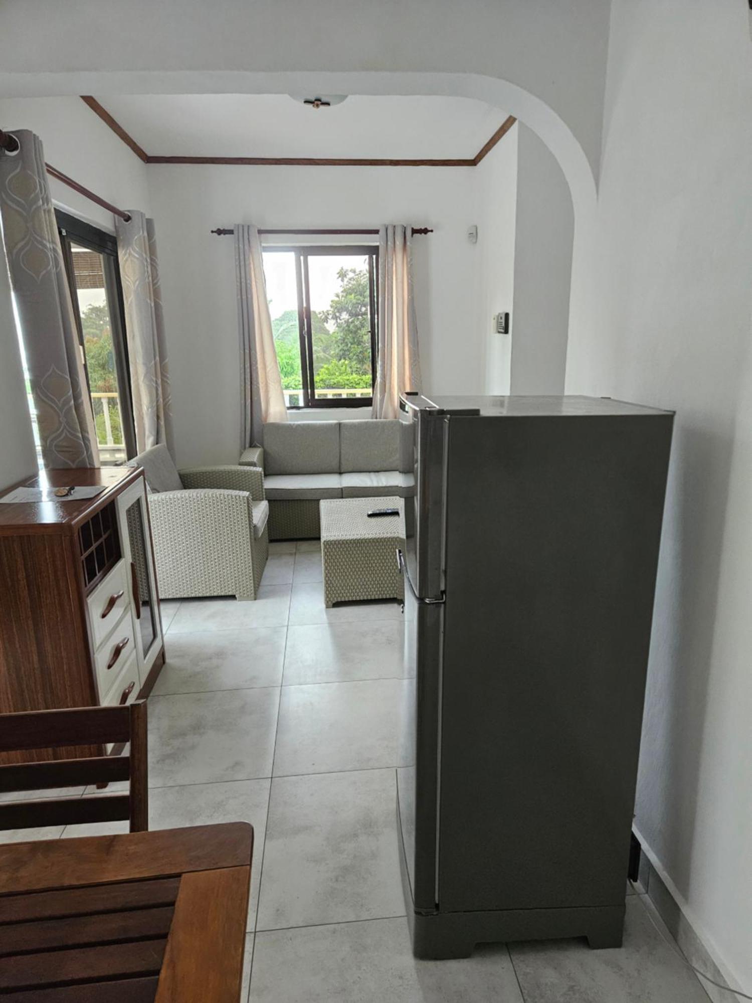 E&E Self Catering Hotel Beau Vallon  Luaran gambar